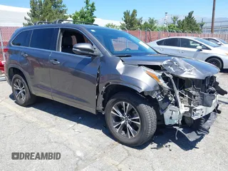2018 Toyota Highlander LE with VIN 5TDZZRFH7JS250025, listed as a IAAI auction lot 42635985 with 122,488 mi miles and . Bid and sale history available at DreamBid. Image 1.
