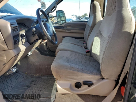 2000 Ford F-250 XL z VIN 1FTNF21L2YEB66074, wystawiony jako Copart lot #84274244 z przebiegiem 100 845 mil mil oraz Czysty tytuł • Clean title. Historia ofert i sprzedaży dostępna na DreamBid. Obrazek 7.