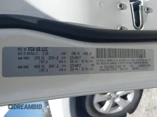 2020 Jeep Compass Latitude with VIN 3C4NJCBB6LT212525, listed as a IAAI auction lot 42558589 with Not provided miles and . Bid and sale history available at DreamBid. Image 9.