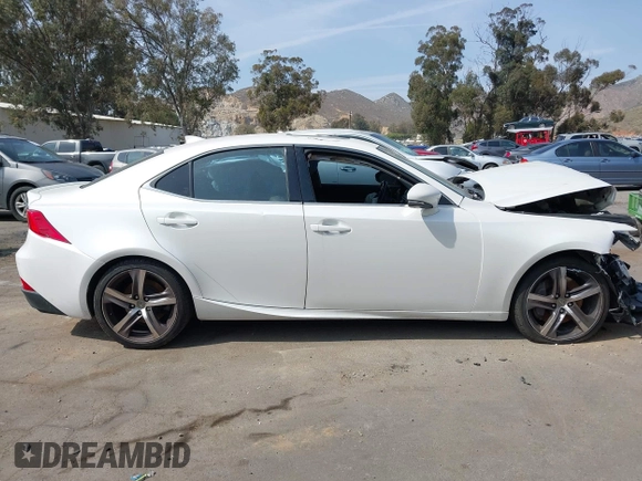 2018 Lexus IS 300 z VIN JTHBA1D23J5072644, wystawiony jako IAAI lot #41829482 z przebiegiem 105 323 mil mil oraz . Historia ofert i sprzedaży dostępna na DreamBid. Obrazek 12.