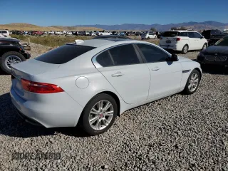2018 Jaguar XE 25t Premium with VIN SAJAD4FX7JCP35886, listed as a Copart auction lot 77503834 with 62,660 mi miles and Clean Title. Bid and sale history available at carsss.com. Image 3.