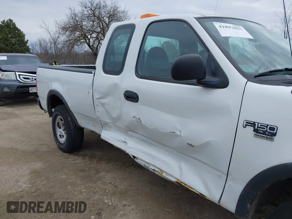 2003 Ford F-150 XL with VIN 2FTRX18W03CB12800, listed as a IAAI auction lot 41897027 with 1 mi miles. Bid and sale history available at carsss.com. Image 6.