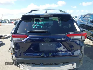 2022 Toyota RAV4 XLE Premium with VIN 2T3C1RFV2NW191537, listed as a IAAI auction lot 42245715 with 72,307 mi miles and . Bid and sale history available at DreamBid. Image 17.