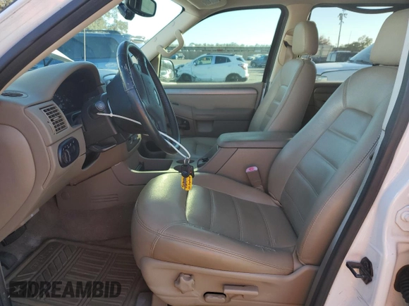 2003 Ford Explorer XLT with VIN 1FMZU73W53UC30937, listed as a Copart auction lot 42421025 with 118,506 mi miles and Salvage title. Bid and sale history available at DreamBid. Image 7.