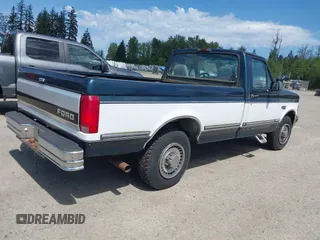 1994 Ford F-250 with VIN 1FTEF25H3RLB68497, listed as a IAAI auction lot 42178117 with 221,447 mi miles and . Bid and sale history available at DreamBid. Image 4.