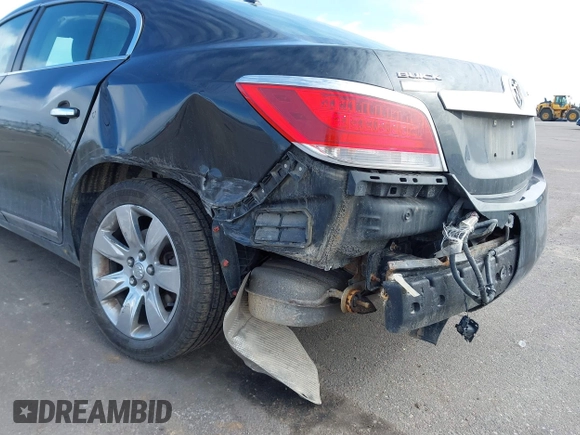 2011 Buick LaCrosse CXL with VIN 1G4GC5ED7BF155428, listed as a IAAI auction lot 41828765 with 211,278 mi miles. Bid and sale history available at carsss.com. Image 6.