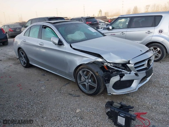 2015 Mercedes-Benz C-Class C 300 Luxury with VIN 55SWF4KB3FU032836, listed as a IAAI auction lot 41771292 with 80,288 mi miles. Bid and sale history available at carsss.com. Image 1.