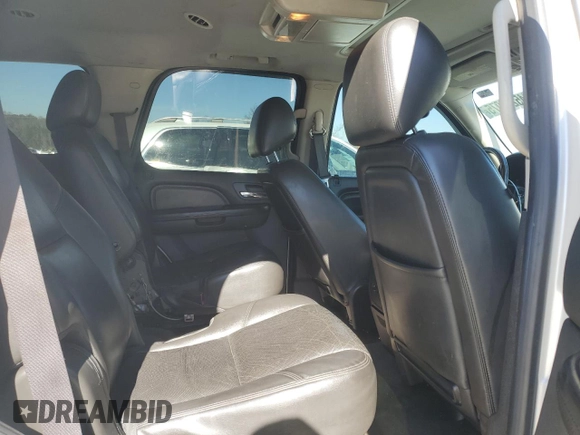 2014 GMC Yukon Denali with VIN 1GKS2EEF0ER130588, listed as a Copart auction lot 45232075 with 193,677 mi miles and Salvage Title. Bid and sale history available at carsss.com. Image 11.