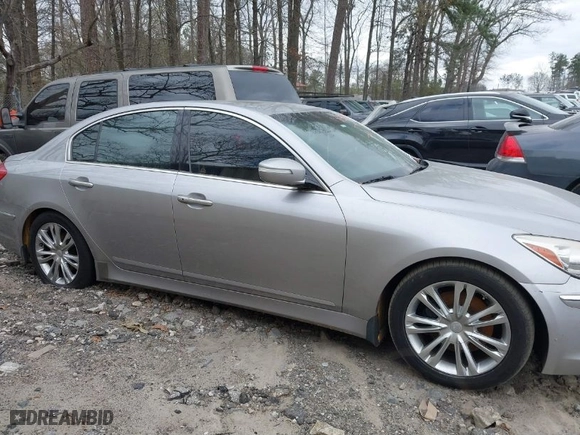 2013 Hyundai Genesis 3.8L with VIN KMHGC4DD5DU236132, listed as a IAAI auction lot 41852706 with 227,017 mi miles. Bid and sale history available at carsss.com. Image 13.