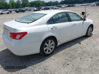 2007 Lexus ES 330 z VIN JTHBJ46GX72112464, wystawiony jako IAAI lot #42534799 z przebiegiem 120 539 mil mil oraz . Historia ofert i sprzedaży dostępna na DreamBid. Obrazek 4.