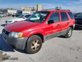 2001 Ford Escape XLT with VIN 1FMYU03181KA16945, listed as a Copart auction lot 47268005 with 121,107 mi miles and Clean Title. Bid and sale history available at carsss.com. Image 1.