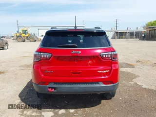 2021 Jeep Compass Trailhawk с VIN 3C4NJDDB2MT579104, выставлен на аукционе IAAI как лот 41922575 с пробегом 45 514 миль миль и . История ставок и продаж доступна на DreamBid. Изображение 16.