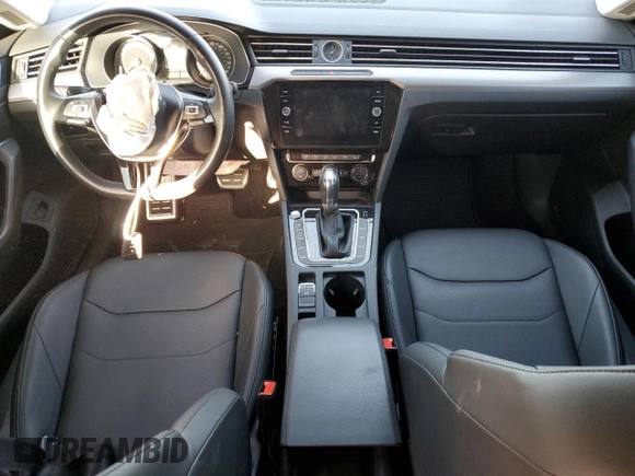 2019 Volkswagen Arteon SE z VIN WVWBR7AN4KE028231, wystawiony jako Copart lot #40588334 z przebiegiem 50 450 mil mil oraz . Historia ofert i sprzedaży dostępna na DreamBid. Obrazek 8.