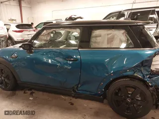 2024 MINI Hardtop 2 Door Cooper S with VIN WMW53DH08R2U74513, listed as a IAAI auction lot 40993803 with 7,817 mi miles. Bid and sale history available at carsss.com. Image 15.