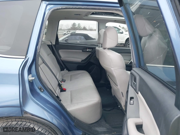 2015 Subaru Forester 2.5i Touring with VIN JF2SJAUC6FH440333, listed as a IAAI auction lot 41414701 with 115,223 mi miles. Bid and sale history available at carsss.com. Image 8.