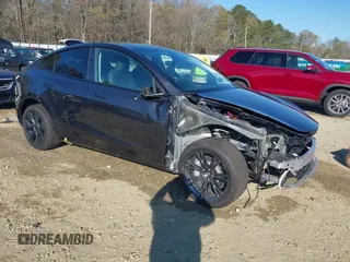 2024 Tesla Model Y Long Range with VIN 7SAYGDEE8RA293641, listed as a IAAI auction lot 41891018 with 7,341 mi miles and . Bid and sale history available at DreamBid. Image 1.