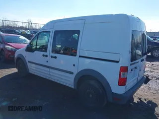 2012 Ford Transit Connect XL z VIN NM0LS6AN1CT086567, wystawiony jako IAAI lot #41531416 z przebiegiem 103 061 mil mil oraz . Historia ofert i sprzedaży dostępna na DreamBid. Obrazek 3.