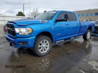 2020 Ram 2500 Big Horn z VIN 3C6UR5JL7LG173194, wystawiony jako Copart lot #49829875 z przebiegiem 16 271 mil mil oraz Szkoda całkowita • Salvage title. Historia ofert i sprzedaży dostępna na DreamBid. Obrazek 1.