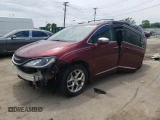 2017 Chrysler Pacifica Limited with VIN 2C4RC1GG5HR684018, listed as a Copart auction lot 61353785 with 146,861 mi miles and Clean title. Bid and sale history available at DreamBid. Image 1.