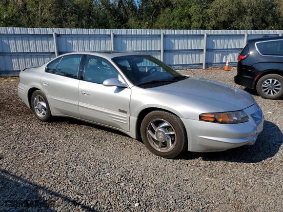 2000 Pontiac Bonneville SSEi with VIN 1G2HZ5412Y4134705, listed as a Copart auction lot 81619704 with NaN miles and Salvage Title. Bid and sale history available at carsss.com. Image 4.