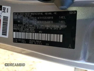 2024 Toyota Sienna Platinum z VIN 5TDESKFC8RS128364, wystawiony jako Copart lot #77888984 z przebiegiem 10 929 mil mil oraz Szkoda całkowita • Salvage title. Historia ofert i sprzedaży dostępna na DreamBid. Obrazek 16.