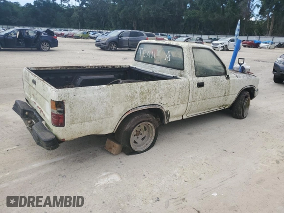 1994 Toyota Pickup with VIN JT4RN81A1R5184105, listed as a Copart auction lot 64042715 with 255,710 mi miles and Clean title. Bid and sale history available at DreamBid. Image 3.