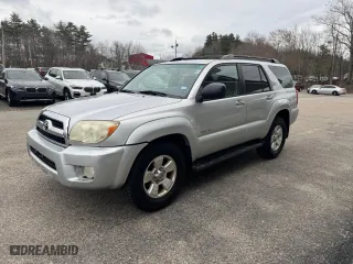 2006 Toyota 4Runner SR5 with VIN JTEBU14RX68062197, listed as a Copart auction lot 52460055 with 232,547 mi miles and Clean Title. Bid and sale history available at carsss.com. Image 2.