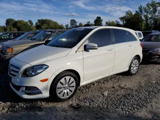 2014 Mercedes-Benz B with VIN WDDVP9AB1EJ001378, listed as a Copart auction lot 74772884 with 83,855 mi miles and Clean Title. Bid and sale history available at carsss.com. Image 1.