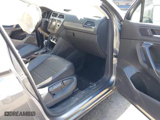 2021 Volkswagen Tiguan SE with VIN 3VV2B7AX3MM116529, listed as a IAAI auction lot 41839843 with 45,287 mi miles. Bid and sale history available at carsss.com. Image 5.