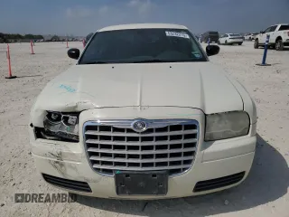 2007 Chrysler 300 with VIN 2C3KA43R97H800099, listed as a Copart auction lot 53232215 with 177,794 mi miles and Salvage Title. Bid and sale history available at DreamBid. Image 5.