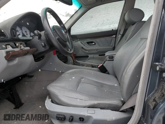 2001 BMW 7 Series 740i with VIN WBAGG83481DN84968, listed as a Copart auction lot 82552834 with Not provided miles and Non repairable. Bid and sale history available at DreamBid. Image 7.