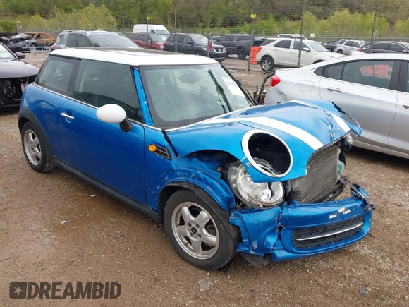 2011 MINI Hardtop with VIN WMWSU3C55BT252427, listed as a IAAI auction lot 42118852 with 151,077 mi miles and . Bid and sale history available at DreamBid. Image 1.