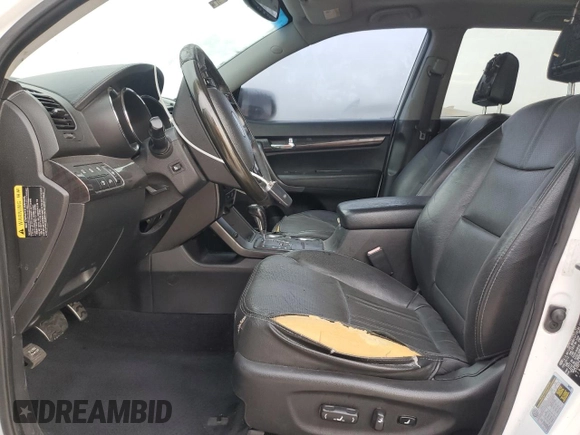 2012 Kia Sorento SX with VIN 5XYKW4A21CG303835, listed as a Copart auction lot 48239835 with 335,934 mi miles and Salvage Title. Bid and sale history available at carsss.com. Image 7.