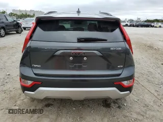 2023 Kia Niro LX with VIN KNDCP3LE8P5087676, listed as a Copart auction lot 88252935 with 14,805 mi miles and Salvage Title. Bid and sale history available at carsss.com. Image 6.