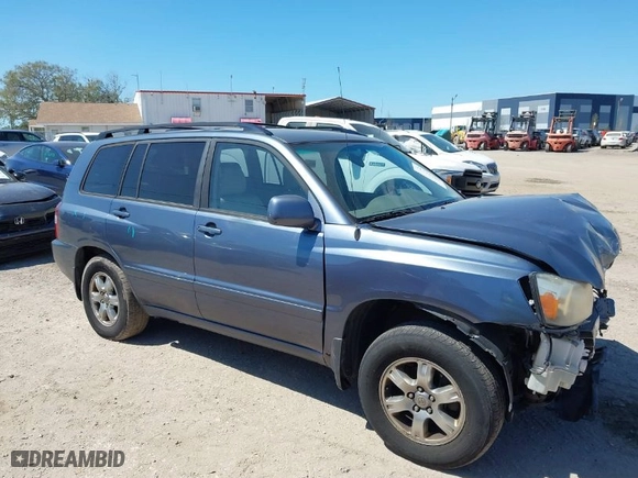 2005 Toyota Highlander with VIN JTEEP21A150132708, listed as a IAAI auction lot 41775706 with 151,719 mi miles. Bid and sale history available at carsss.com. Image 13.