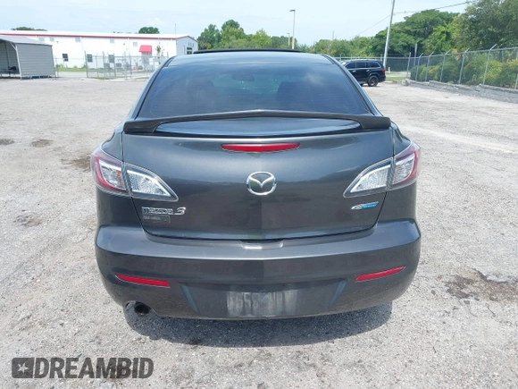 2012 Mazda 3 i Touring z VIN JM1BL1V75C1555049, wystawiony jako IAAI lot #42541766 z przebiegiem 236 988 mil mil oraz . Historia ofert i sprzedaży dostępna na DreamBid. Obrazek 16.