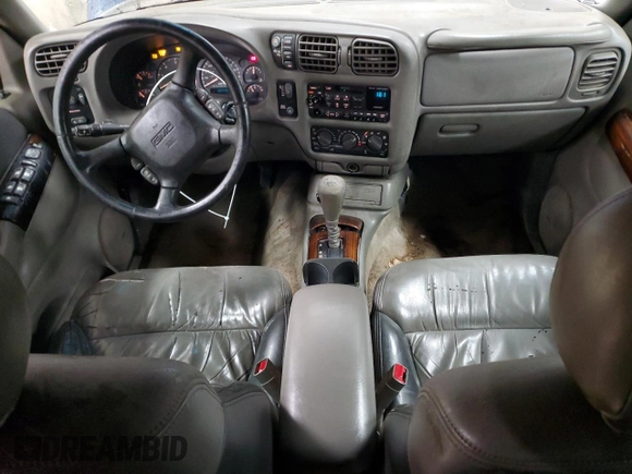 2000 GMC Jimmy Diamond Edition Luxury with VIN 1GKDT13W0Y2111800, listed as a Copart auction lot 84064874 with 185,746 mi miles and Clean Title. Bid and sale history available at carsss.com. Image 8.
