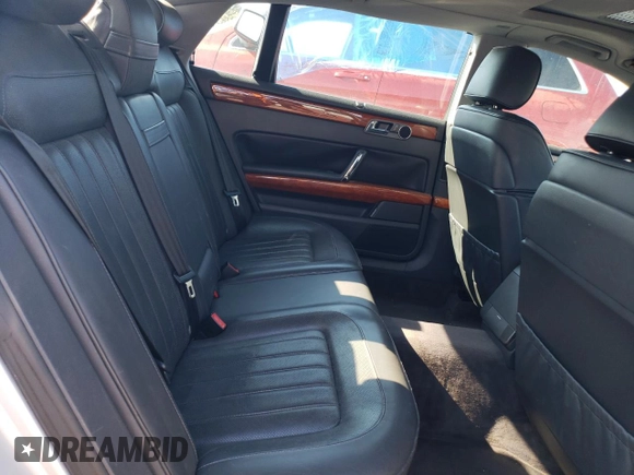 2004 Volkswagen Phaeton V8 z VIN WVWAF63D348008461, wystawiony jako Copart lot #75664804 z przebiegiem 207 769 mil mil oraz Szkoda całkowita • Salvage title. Historia ofert i sprzedaży dostępna na DreamBid. Obrazek 10.