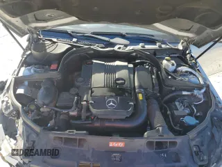 2013 Mercedes-Benz C 250 Sport z VIN WDDGF4HB8CR230272, wystawiony jako Copart lot #47411515 z przebiegiem 134 545 mil mil oraz Szkoda całkowita • Salvage title. Historia ofert i sprzedaży dostępna na DreamBid. Obrazek 12.