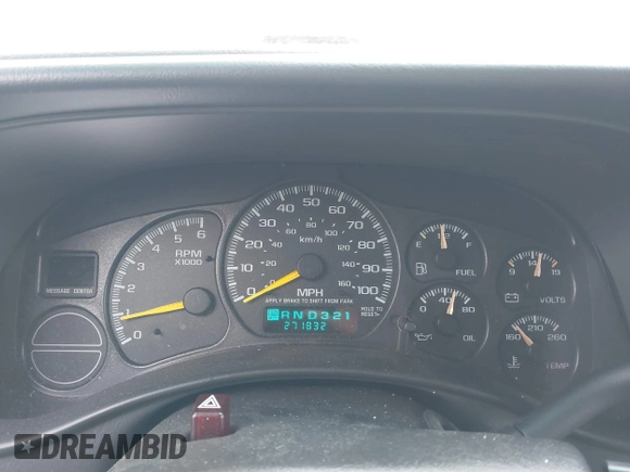 2000 Chevrolet Suburban LT with VIN 3GNFK16T6YG225016, listed as a IAAI auction lot 41702840 with 271,832 mi miles. Bid and sale history available at carsss.com. Image 7.
