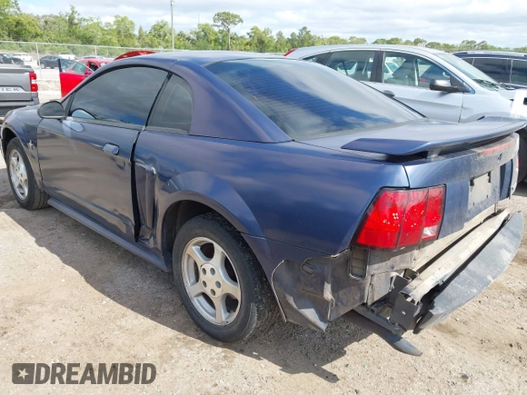 2002 Ford Mustang Standard with VIN 1FAFP40452F150630, listed as a IAAI auction lot 41987802 with 236,866 mi miles. Bid and sale history available at carsss.com. Image 3.