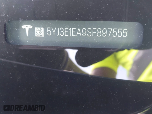 2025 Tesla Model 3 Long Range with VIN 5YJ3E1EA9SF897555, listed as a IAAI auction lot 41886716 with 6,757 mi miles and . Bid and sale history available at carsss.com. Image 9.