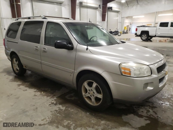2006 Chevrolet Uplander LT w/3LT with VIN 1GNDV33116D152340, listed as a Copart auction lot 83641134 with 116,351 mi miles and Clean Title. Bid and sale history available at carsss.com. Image 4.