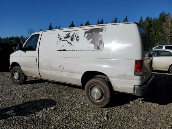 2004 Ford Econoline Cargo z VIN 1FTNE24LX4HA51567, wystawiony jako Copart lot #89223615 z przebiegiem 235 782 mil mil oraz Czysty tytuł • Clean title. Historia ofert i sprzedaży dostępna na DreamBid. Obrazek 2.