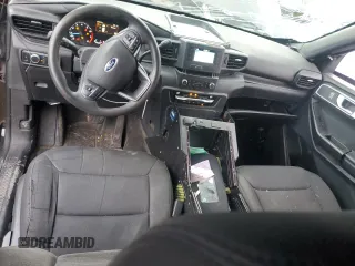 2020 Ford Police Interceptor Utility z VIN 1FM5K8AB9LGA97902, wystawiony jako Copart lot #45096225 z przebiegiem 93 845 mil mil oraz Szkody całkowita. Historia ofert i sprzedaży dostępna na DreamBid. Obrazek 8.