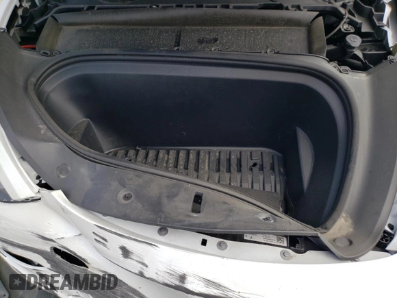 2022 Tesla Model Y Performance with VIN 7SAYGDEF6NF493231, listed as a Copart auction lot 52336284 with 37,116 mi miles and Salvage title. Bid and sale history available at DreamBid. Image 13.