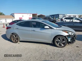 2015 Hyundai Elantra SE z VIN 5NPDH4AE4FH610961, wystawiony jako IAAI lot #42134698 z przebiegiem 72 591 mil mil oraz . Historia ofert i sprzedaży dostępna na DreamBid. Obrazek 14.