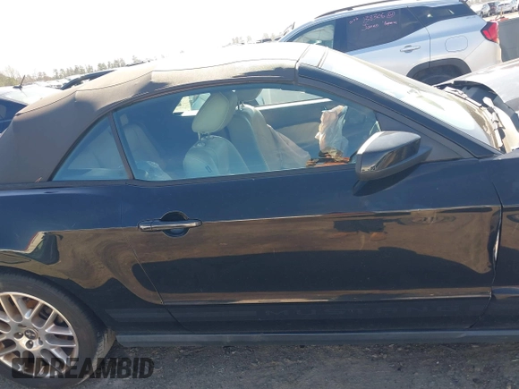 2012 Ford Mustang V6 with VIN 1ZVBP8EM6C5220391, listed as a IAAI auction lot 41596317 with 144,165 mi miles and . Bid and sale history available at DreamBid. Image 13.