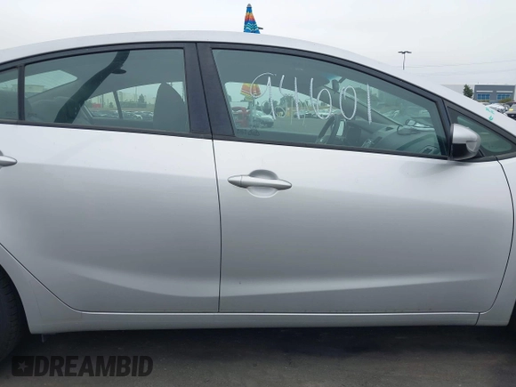 2017 Kia Forte LX with VIN 3KPFK4A74HE100015, listed as a IAAI auction lot 41894601 with 73,945 mi miles and . Bid and sale history available at carsss.com. Image 13.