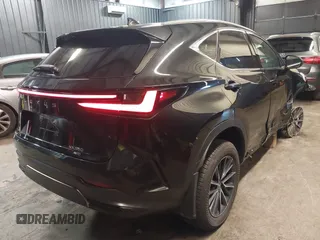 2025 Lexus NX with VIN 2T2GGCEZ5SC063294, listed as a IAAI auction lot 41625059 with 7,225 mi miles. Bid and sale history available at carsss.com. Image 4.